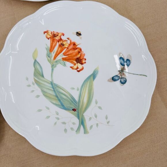 4 Lenox BUTTERFLY MEADOW Porcelain Salad Luncheon Plates 9" Scalloped Edge - Picture 3 of 10